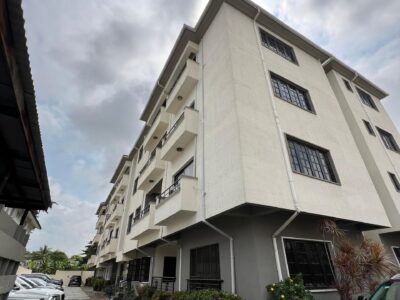 Well maintained 3 bedroom flat in old ikoyi