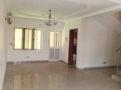 4 units of 4 bedroom terrace duplex